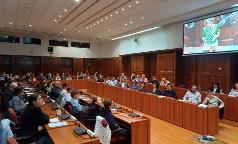 Il pubblico nella Sala del Consiglio di Città metropolitana di Milano